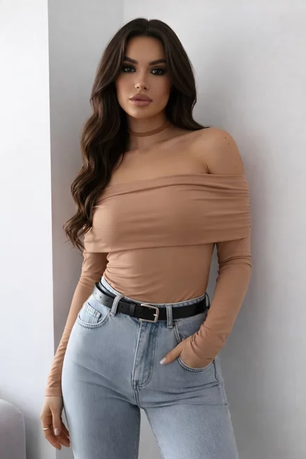 Bluza de Dama, pe Umeri, cu Maneci Lungi, din Lycra, Maryssa, Camel