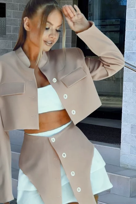 Compleu Dama de Bistrech, din Doua Piese, Sacou Scurt si Fusta cu Decupaj in Contrast si Dublura din Poplin, Bronzze, Alb-Bej