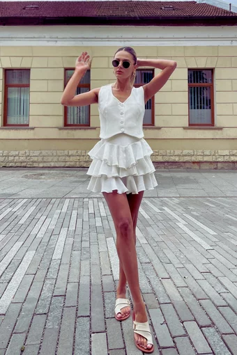 Compleu Dama, din Crep, Format din Vesta si Fusta cu Volane, si Elastic in Betelie, Greece, Ivoire
