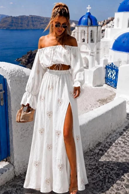 Compleu de Dama Brodat, din Tesatura Tip In, Fusta Lunga si Top cu Maneci Lungi, Calay, Ivoire