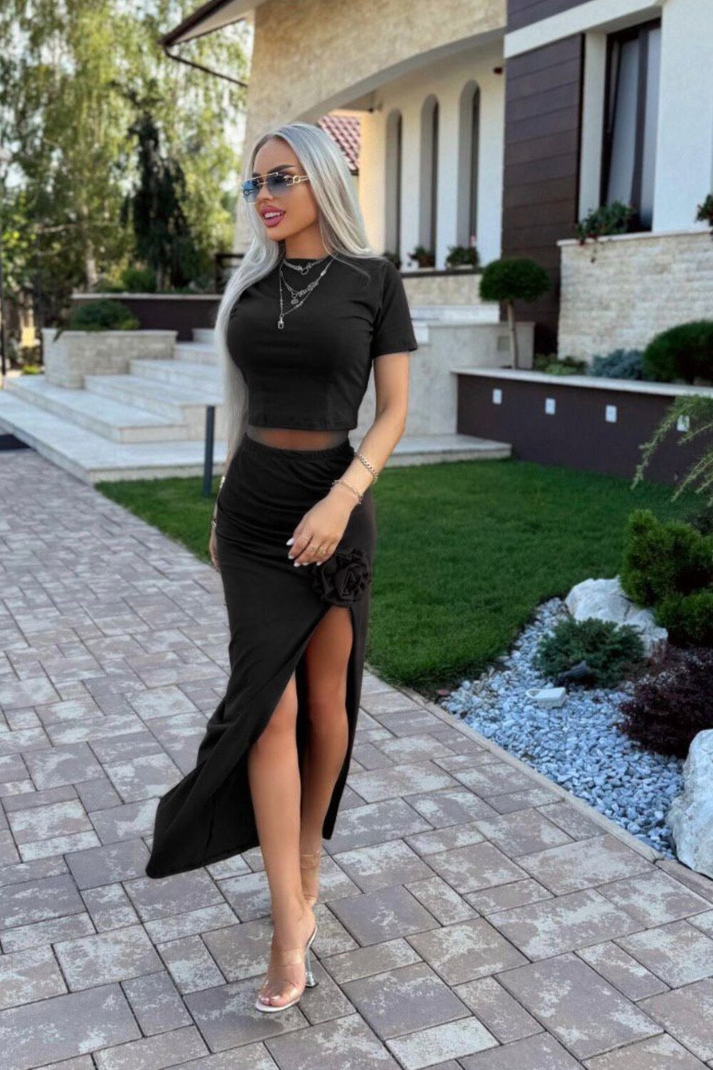 FOGGI Compleu De Dama, Din Bumbac, Top Scurt Si Fusta Crapata Pe Picior Accesorizata Cu Flori, Margaritte, Negru