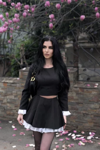 Compleu de Dama, din Doua Piese, Bluza la Baza Gatului si Fusta Pantalon, Klein, Negru