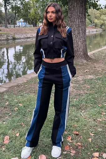 Compleu de Dama, din Doua Piese, cu Insertie de Blug si Dungi Albe in Contrast, Bellvedere, Negru