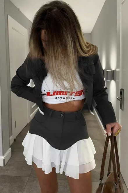 Compleu de Dama, din Doua Piese, Sacou Scurt cu Poplin in Contrast, si Fusta cu Volane, Rihana, Alb-Negru