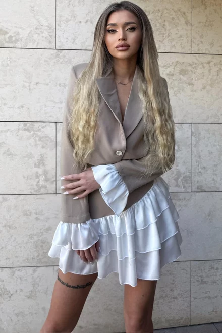 Compleu de Dama, din Doua Piese, Sacou Scurt cu Volane pe Tivul Manecilor In Contrast si Fusta cu Poplin Asimetrica, Jasminne, Alb-Bej