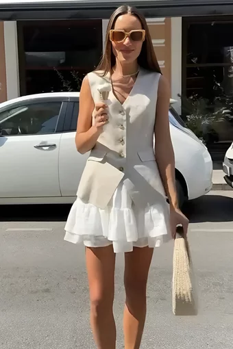 Compleu de Dama, din Doua Piese, Tesatura Tip In, Vesta si Fusta cu Volane, Presco, Bej-Alb
