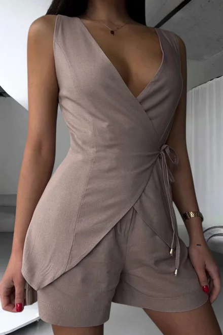 Compleu de Dama, din Tesatura Tip In, Doua Piese, Top cu Prindere in Siret si Pantalon Scurt, My Cappuccino