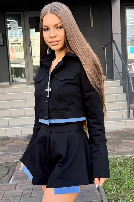 Compleu de Dama, Doua Piese, Jacheta si Pantalon Scurt Evazat, Nerrine, Negru