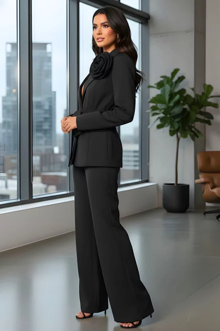 Compleu de Dama, Lejer, din Bistrech, Sacou Accesorizat cu Floare si Pantalon Lung,  Moonlinght, Negru