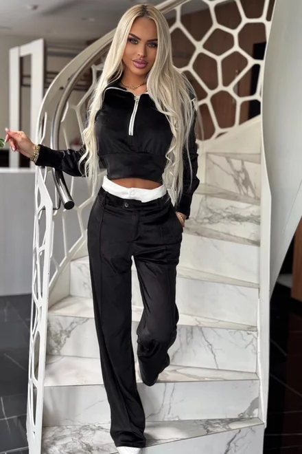 Compleu  Lejer de Dama , din Doua Piese, Pantalon cu Betelie Dubla si Bluza cu Inchidere Fermoar ,din Catifea, Riley ,Negru