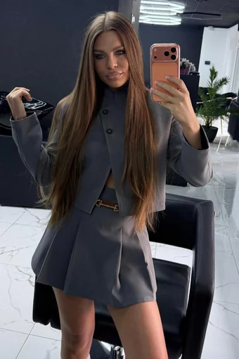 Costum de Dama, din Doua Piese, Sacou Scurt si Fusta Plisata, Chic, Gri Sobolan