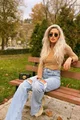Maleta Dama BEIGENON din Catifea,cu Maneci Lungi din Pulover, Bej
