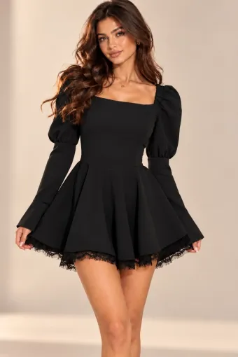 Rochie Scurta, cu Fusta-Pantalon, Accesorizata cu Dantela, din Bistrech, Remynna, Negru