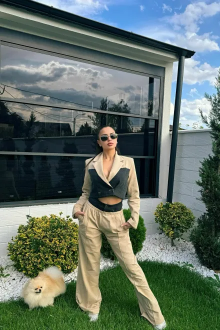 Compleu Casual, din Doua Piese, Combinat cu Blug, Sacou Scurt si Pantalon Lejer cu Talie Dubla, Pumma, Bej picture - 13