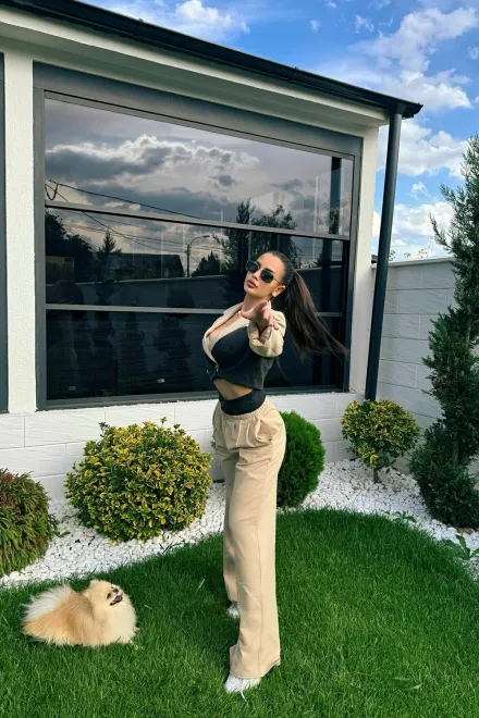 Compleu Casual, din Doua Piese, Combinat cu Blug, Sacou Scurt si Pantalon Lejer cu Talie Dubla, Pumma, Bej picture - 15