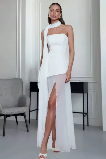 Rochie de Dama, din Doua Piese, Top Croit pe Sani din Bistrech, cu Forma Alungita pe un Lateral si Fusta Lunga din Voal, Mireasa, Alb