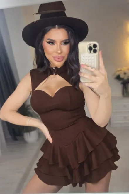 Rochie Scurta de Dama, cu Volane, Fara Maneci si cu Inchidere Fermoar, Aurielle, Maro