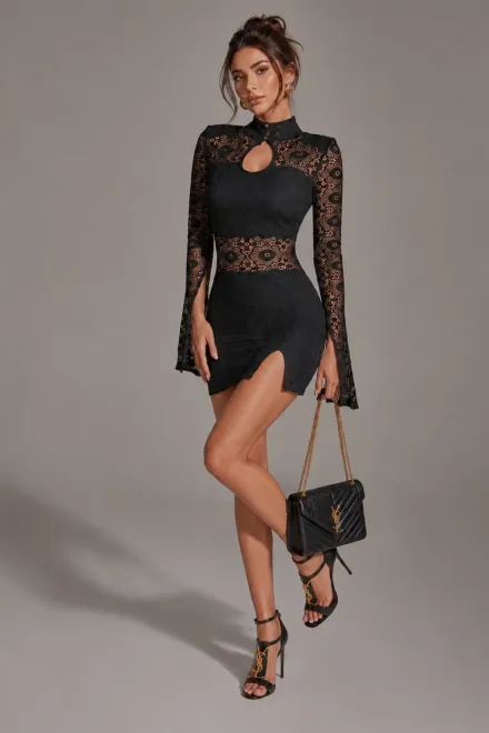 Rochie Scurta de Dama, din Lycra, Accesorizata cu Dantela, cu Maneci Lungi Crapate, Avalor, Negru