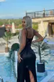 Rochie  Dama din Satin, cu Trena Atasata pe o Parte si Accesorizata cu Fulgi, Ariel, Neagra
