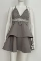 Rochie Dama Scurta, cu Volane, Bust cu Dantela si Accesoriu Stralucitor in Talie, Rivera, Gri