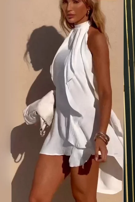 Rochie Dama, Tip In, Scurta, Pe gat, Cu Spate Gol si  Volanase, Womeneese, Alba