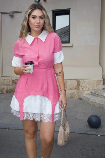Rochie de Dama,cu Detaliu tip Portjartier, cu Poplin Alb in Contrast, Penny, Roz
