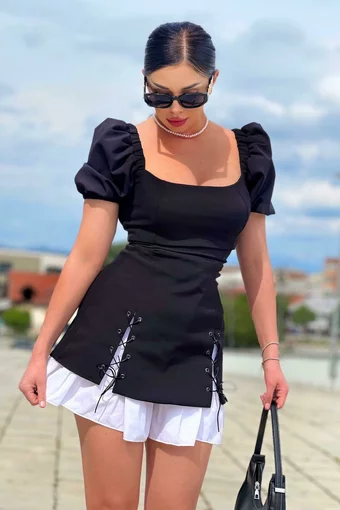 Rochie de Dama, cu Maneci Scurte, Bufante, cu Volane din Poplin Alb, Sanctuar, Neagra