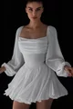 Rochie de Dama cu Volane, Maneci Lungi, Inchidere cu Corset pe Spate cu Siret,si Fusta Ampla, Amazoana, Alba