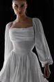 Rochie de Dama cu Volane, Maneci Lungi, Inchidere cu Corset pe Spate cu Siret,si Fusta Ampla, Amazoana, Alba