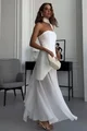 Rochie de Dama, din Doua Piese, Top Croit pe Sani din Bistrech, cu Forma Alungita pe un Lateral si Fusta Lunga din Voal, Mireasa, Alb