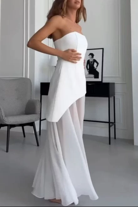 Rochie de Dama, din Doua Piese, Top Croit pe Sani din Bistrech, cu Forma Alungita pe un Lateral si Fusta Lunga din Voal, Mireasa, Alb