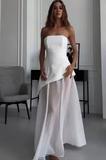 Rochie de Dama, din Doua Piese, Top Croit pe Sani din Bistrech, cu Forma Alungita pe un Lateral si Fusta Lunga din Voal, Mireasa, Alb