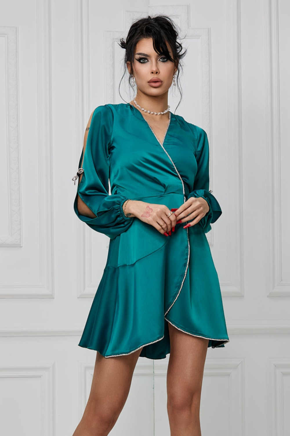 Rochie de Dama din Satin, Petrecuta pe Bust, Cordon in Talie, si Maneci Crapate cu Funda, Artemys, Verde