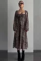 Rochie de Dama Tip Camasa Lunga, cu Nasturi, Stransa in Siret pe Bust, cu Print Leopard, Foggi