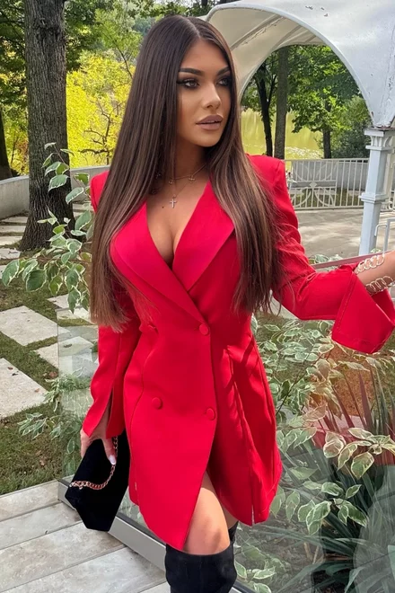 Rochie de Dama Tip Sacou, Evazata,cu Crapaturi Laterale, Maneci Lungi si Nasturi, Muglle, Rosie