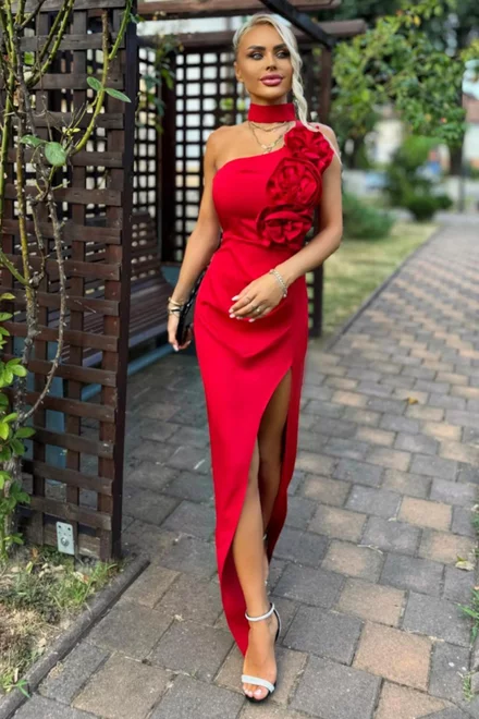 Rochie de Ocazie din Bistrech, cu Crapatura Adanca, Accesorizata cu Flori  pe Bust, Elle, Rosu