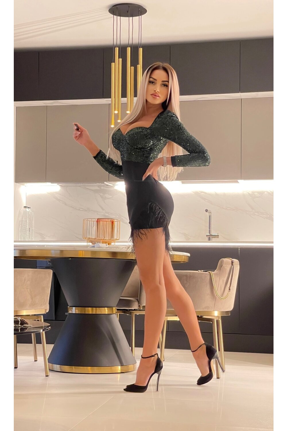 Rochie Eleganta de Dama,cu Bust din Paiete Verzi, si Fusta Neagra cu Fulgi, Cupe Push-up, Goldded, Verde