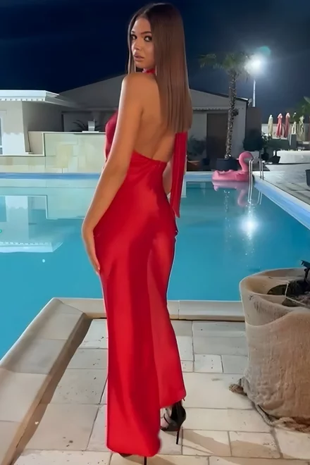 Rochie Lunga de Dama, cu Spate Gol si Inchidere Cordon Dupa Gat, Andalusse, Rosie