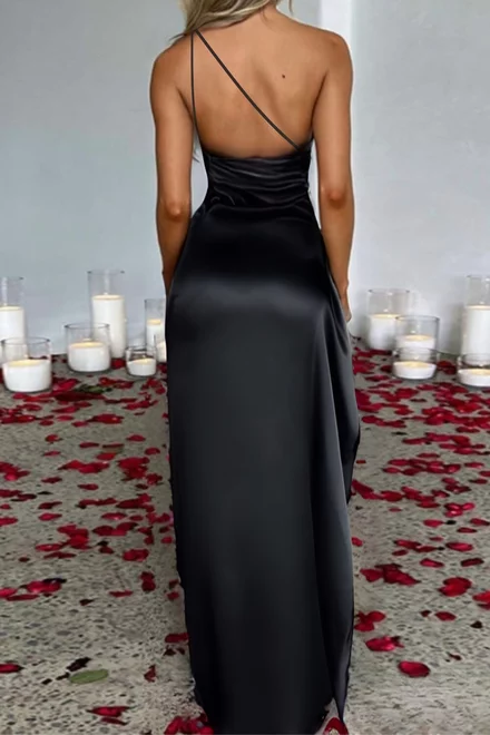 Rochie Lunga de Dama, din Satin, pe Umar, Decupata pe Picior, Evelyn, Neagra