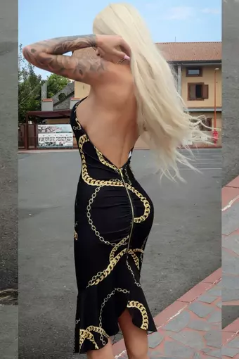 Black Friday - Reduceri Rochie Mulata de Dama, cu Fermoar la Spate si Prinsa Dupa Gat, cu Imprimeu Lant, Tennessee, pe Fond Negru Promotie