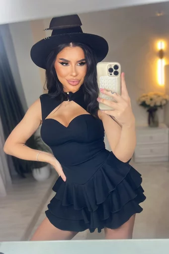 Rochie Scurta cu Volane, Usor Asimetrica, Fara Maneci si cu Inchidere Fermoar, Glossy, Neagra