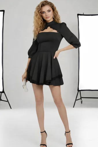 Rochie Scurta de Dama, cu Fusta-Pantalon, Accesorizata cu Dantela, Almirra, Neagra