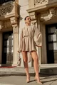 Rochie Scurta de Dama, cu Fusta-Pantalon, din Voal Mat, cu Spate Gol si Maneci Lungi Evazate, Horizon, Bej