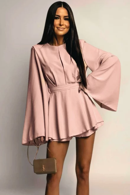 Rochie Scurta de Dama, cu Fusta-Pantalon, din Voal Mat, cu Spate Gol si Maneci Lungi Evazate, Nude Bej