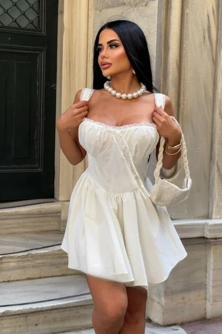 Rochie Scurta de Dama, cu Inchidere Snur Reglabil si Accesorizata cu Dantela pe Bust, Amalthea, Ivoire