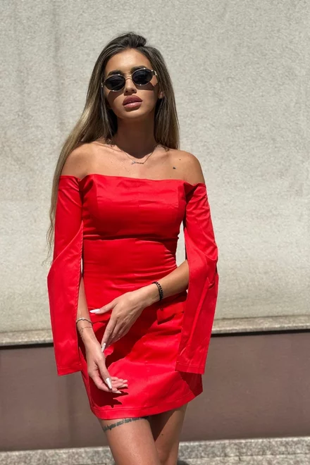 Rochie Scurta de Dama, din Bistrech, Cu Maneci Lungi Crapate si Accesorizata cu Fundite , Valenntin, Rosie