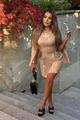 Rochie Scurta de Dama, din Bistrech, Cu Maneci Lungi Crapate si Siret pe Lateral, Tallyana, Cappuccino