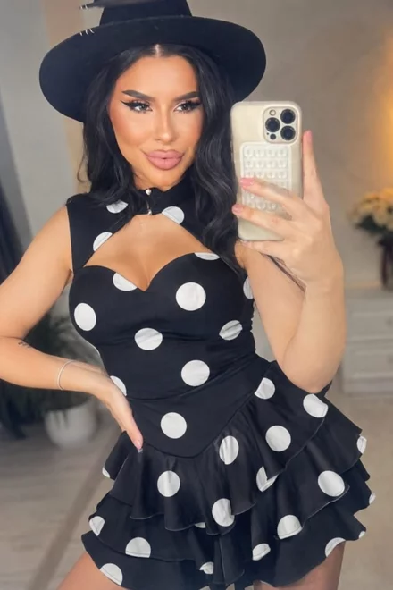 Rochie Scurta de Dama,  din Crep Elastic, cu Volane si Imprimeu cu Buline, Usor Asimetrica,  Alory, Neagra