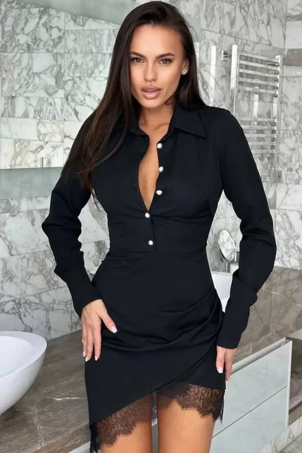 Rochie Scurta de Dama, din Lycra Premium, cu Maneci Lungi, Inchidere Nasturi siAccesorizata cu Dantela Neagra, Dyvva, Neagra