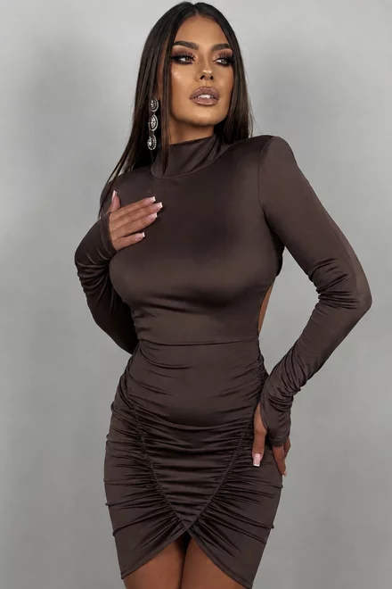 Rochie Scurta din Lycra, cu Maneci Lungi si Spate Gol, Aryssa, Maro